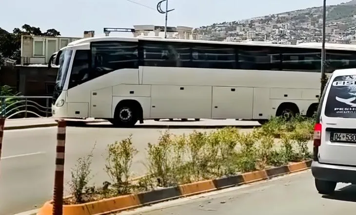 ‘Projektim i gabuar’, Zhupa kritikon terminalin e autobusëve në Sarandë: Po krijon kaos në qarkullim