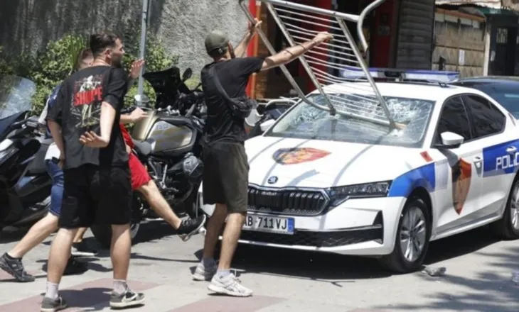 Prokuroria kërkon burg për tre të ndaluarit që goditën makinën e policisë