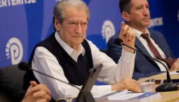 Propozimi i PS për ndarjen e re territoriale, Berisha: Krim monstruoz i Ramës ndaj qytetarëve! E ka betejë të humbur
