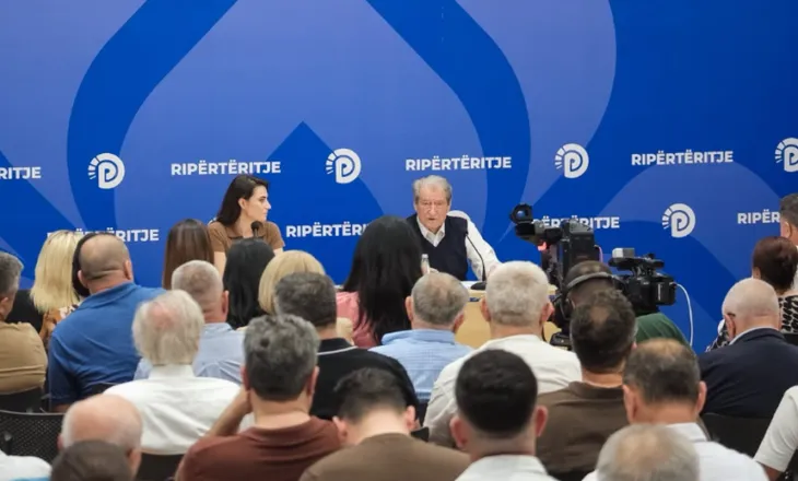 Protesta 46-ditore, Berisha thirrje demokratëve: Vijoni mbështetjen!