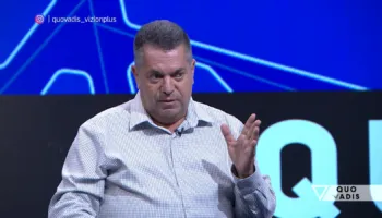“Protesta është e popullit”, gazetari: Edhe votën që kemi në dorë, po na e vjedhin