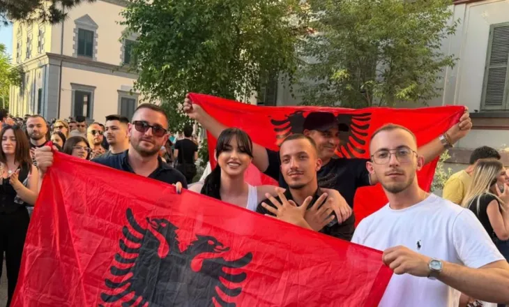“Protesta ka sfumuar opozitën”, Alesia Balliu: Berisha është i urryer nga qytetarët, kërkojnë largimin e tij nga…