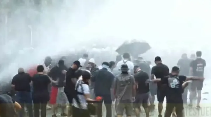 Protesta para Kuvendit, 5 të shoqëruar