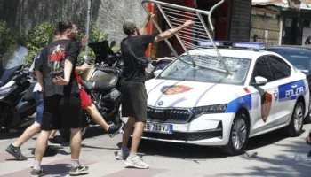 Protesta para Parlamentit, 20 protestues të shoqëruar