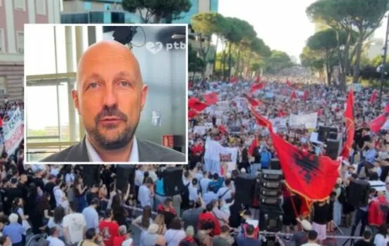 Protestat kundër Edi Ramës/ Eurodeputeti belg, Botenga: Njerëzit janë mbledhur në rrugët e Tiranës prej më shumë…