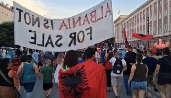 Protestat kundër qeverisë, ja çfarë thotë Raporti i DASH për Shqipërinë