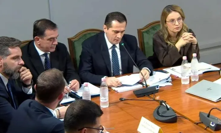 Pse mbahet ende Meta në burg dhe Berisha detyrohet dy herë në muaj të shkojë në Prokurori? Ja si përgjigjet kreu i SPAK