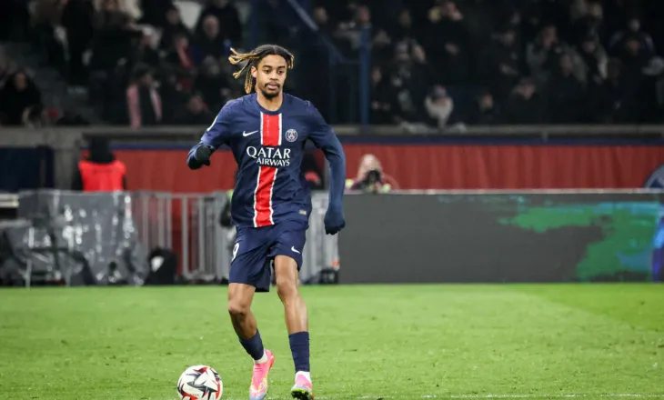 PSG drejt vendimit drastik për Barcola. Anësori rrezikon të mbetet jashtë skuadrës për sezonin e ri