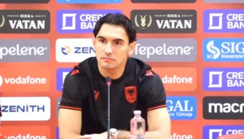 Qazim Laçi fiton zemrat e tifozëve turq, komenton sezonin e tij të dytë me Rizesporin