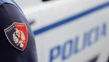 Qëlloi me armë zjarri duke kërcënuar disa persona, arrestohet 38-vjeçari në Dibër