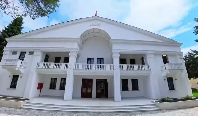 Qendra Komunitare “Dhimitër Orgocka” në Maliq, hapësirë moderne për zhvillimin e aktiviteteve kulturore