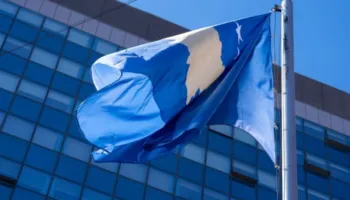 Qeveria e Kosovës: Sulmet ndaj policëve inkurajohen nga vetë Vuçiçi