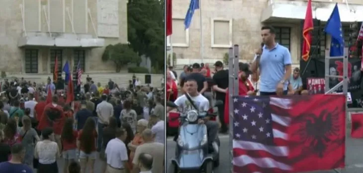 ‘Qeveria të zbresë në shesh dhe të shkojë në zgjedhje të reja’, protestuesi: 50 ditë protestë tregojnë se…