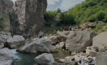 Ra në lumin Mat teksa po ngjiste me litar Urën e Vashës/ Gjendet trupi i pajetë i 33-vjeçarit