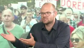 “Rama duhet të tërhiqej, kërkohet qeveri tranzitore”/ Aulon Kalaja: Rezistenca e protestës heroike, Europa…