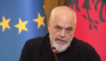 “Rama jepe dorëheqjen!” Kryeministri i vendosur: Nuk largohem nga detyra vetëm përse një pakicë bërtetë