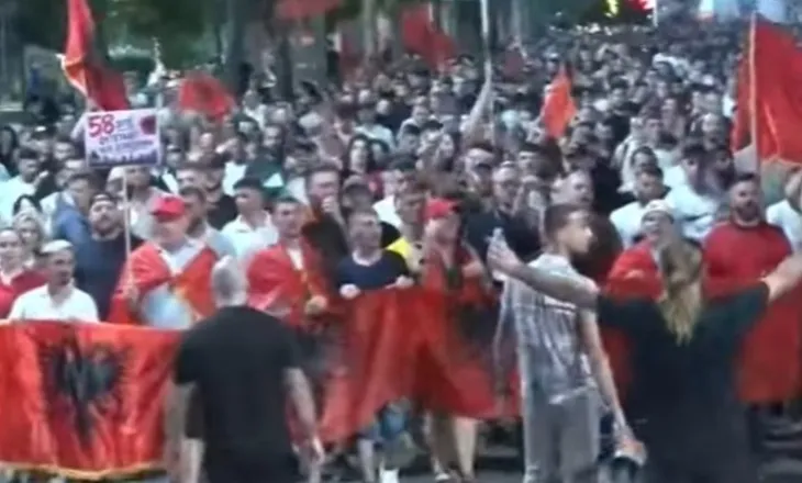 ‘Rama ka siklet, o milet’, Bulevardi “Bajram Curri” oshëtin nga thirrjet e protestuesve: Ju erdhi fundi!
