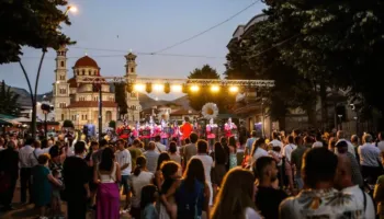 Rama ndan pamje nga Korça: Mbi 200 muzikantë, atmosferë të jashtëzakonshme. Një festë e muzikës, kulturës dhe traditave