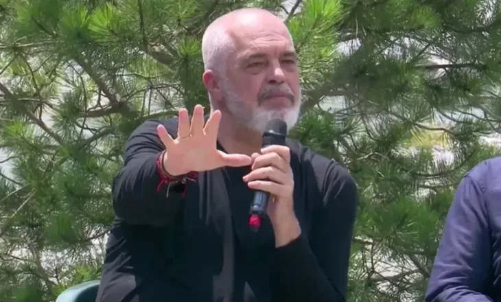 Rama në Theth: Ka ndonjë që shan këtu? Se na marrin mësysh! Banori: Kam 100 mln lekë gjobë e kredi, vjet kantina…