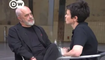 Rama përplaset me gazetaren e DW: Pyetja bazohet mbi një gënjeshtër, algoritmi pëlqen skandalet