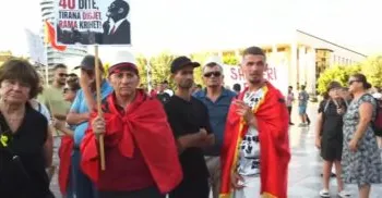 “Rama të arrestohet”/ Protestë e pandalur kundër kryeministrit, qytetari: Kanë vjedhur popullin