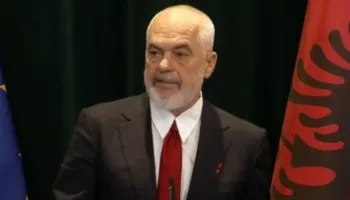 Reagon Rama pas përplasjeve para Kuvendit: Protesta e bukur i la vendin sherrit e dhunës