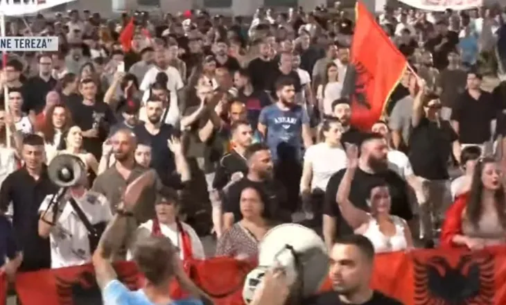 Revolta prej 51 ditësh kundër Ramës, protestuesit mesazh të qartë: Nuk ndalemi deri në largimin e kryeministrit