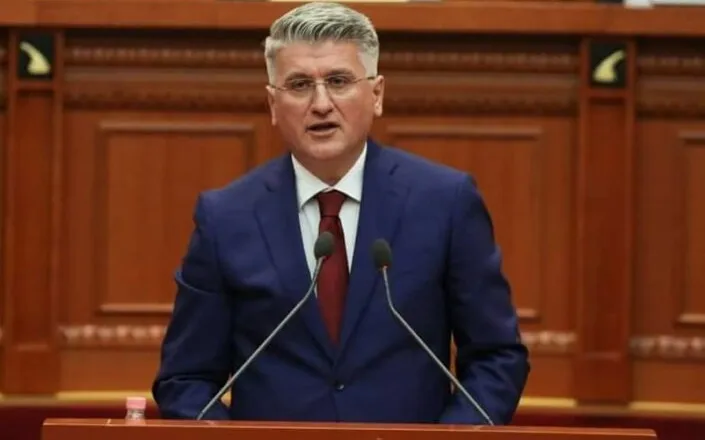 Revoltë në Poliçan, Prrenjas dhe Klos/ Gjekmarkaj: Pakënaqësia ndaj Qeverisë nuk është e izoluar! Shqipëria po hyn…