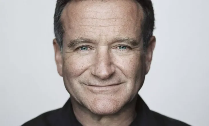 Robin Williams, gjeniu i humorit që preku botën me talentin dhe humanizmin e tij