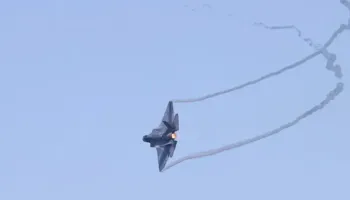 Rrëzohet një avion F-35 pranë bazës ajrore amerikane