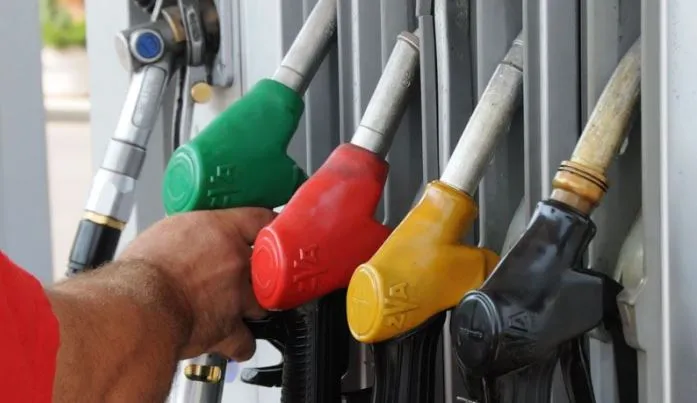 Rriten sërisht çmimet e karburanteve, ja sa shiten nafta dhe benzina