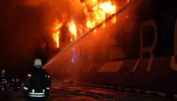 Rusia bombardon portin e Odesës