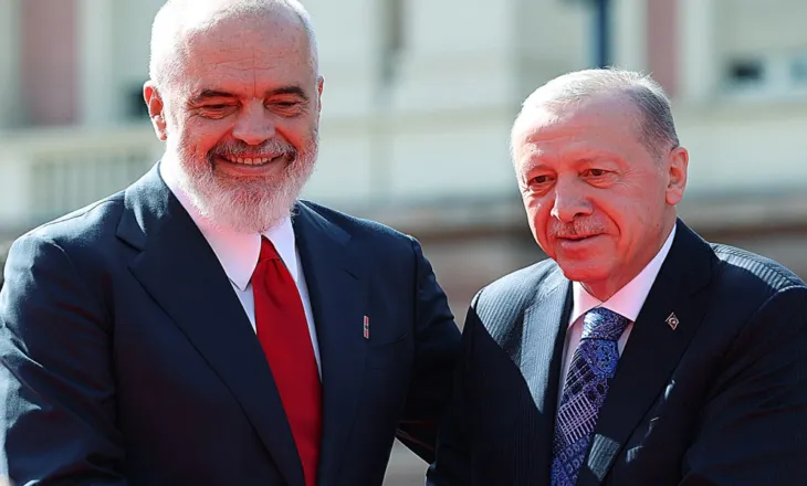 SAMITI/ KRYEMINISTRI EDI RAMA NISET DREJT TURQISE