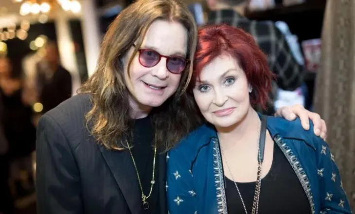 Sharon Osbourne në përvjetorin e vdekjes së Ozzy-t: Kujtojeni duke e lëshuar muzikën sa më fort