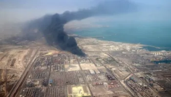 SHBA kryen sulme ajrore ndaj objektivave iraniane pranë Ngushticës së Hormuzit