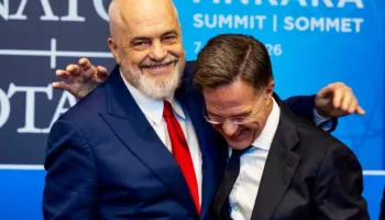 “Shihemi në Shqipëri për samitin e ardhshëm”, Rama ndan foton me Rutte: Moment krenarie kur e paimagjinueshmja bëhet e mundur!