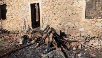 Shkoi të pastronte shtëpinë e vjetër, nëna 24-vjeçare dhe dy fëmijët që humbën jetën sapo ishin kthyer nga Gjermania