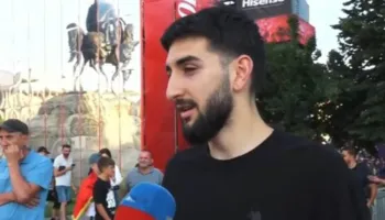 Shpalosën banderolën gjigande te Politekniku, studentët: Nuk kemi frikë