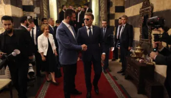 Shpërthime të frota në Damask, ngjarja pranë hotelit ku ndodhej Macron. Elize: Presidenti është i sigurtë