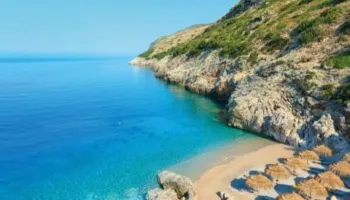 Shqipëria destinacini sekret/ The Times: Plazhe fantastike dhe kosto e përballueshme
