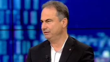 “Shqipëria e vërtetë, ka dalë në shesh”/ Koncerti në Tiranë, Boçi: Kërkon ta shfrytëzojë, si pjesë të propagandës