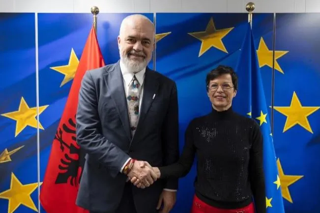 Shqipërisë nuk i janë hapur negociata me BE, si mashtroi Rama qytetarët, ja manovra që bëri me komisioneren…