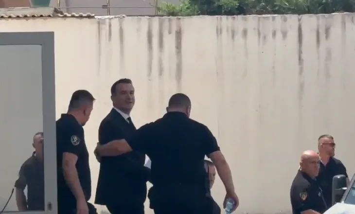 Shtyhet për në 24 korrik seanca Veliaj-Dado, mungon avokati. Kryebashkiaku: Më duhet ndihmë juridike