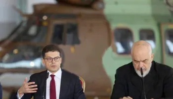 Si e sabotuan Edi Rama dhe Pirro Vengu marrëveshjen me SHBA për dy vite, pazaret e pista me Ronin dhe Ardi Veliun…