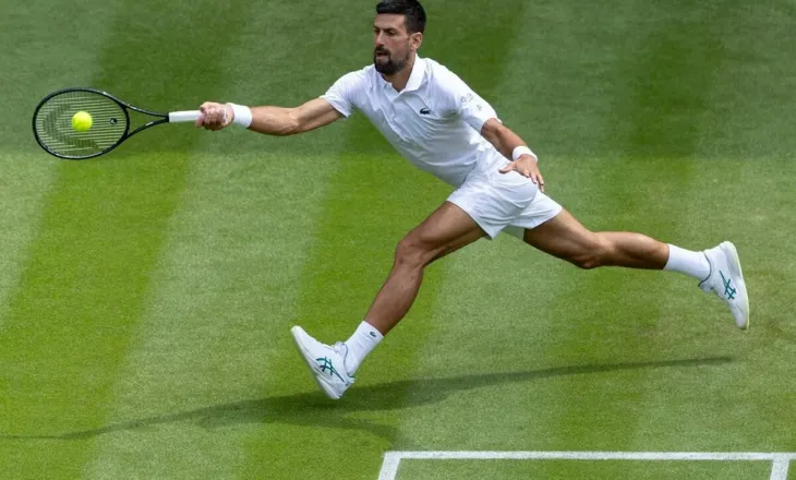 Sinner, Djokovic e Sabalenka shkojnë në raundin e tretë të Wimbledon, eliminohet Andreeva