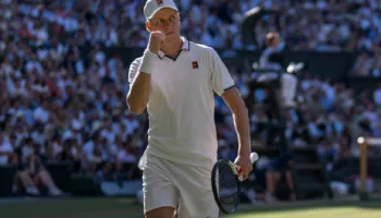 Sinner mposht Zverev në finale dhe triumfon për të dytën herë radhazi në Wimbledon