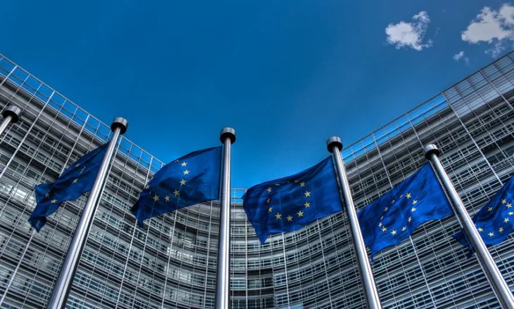 “S’ka vend për retorikë të tillë”, BE kritikon deklaratën e ministres serbe për spastrimin etnik në Kosovë