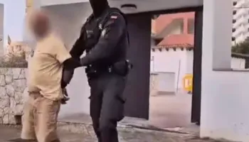 “Skifterët” shqiptarë në Spanjë grabitën mbi 2 milionë euro në vila luksoze, 3 të arrestuar dhe 6 në kërkim