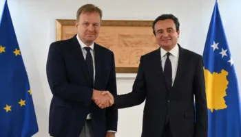 Sorensen i ‘tërheq veshin’ Kurtit për çështjen e gjyqtarëve dhe prokurorëve serbë