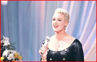 Sot feston ditëlindjen aktorja dhe modelja Brigitte Nielsen